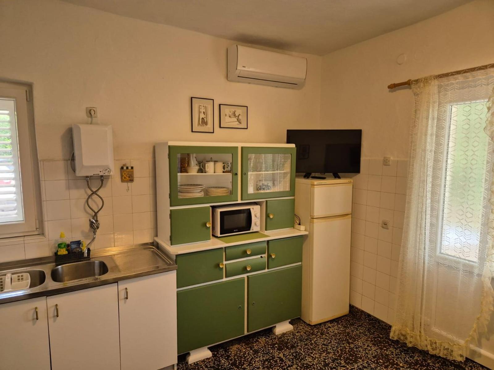 Apartmani Martinovka Drasnice Eksteriør bilde